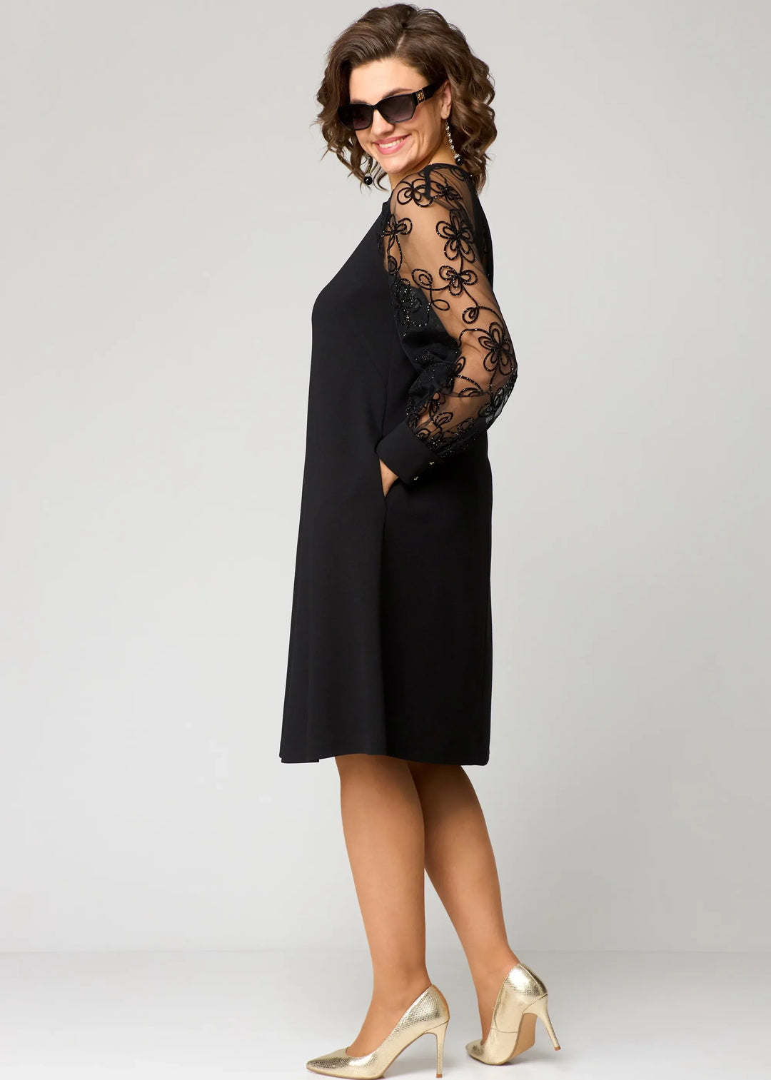 Elizabeth™ Elegant Lace Dress