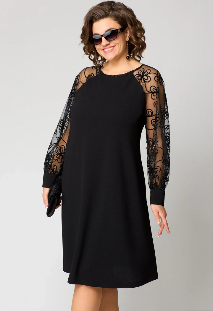 Elizabeth™ Elegant Lace Dress